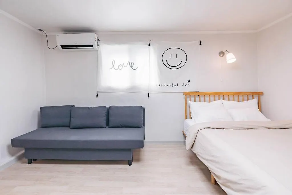 Namsan Tower View - Duplex, 3Rooms 2Toilets سيول