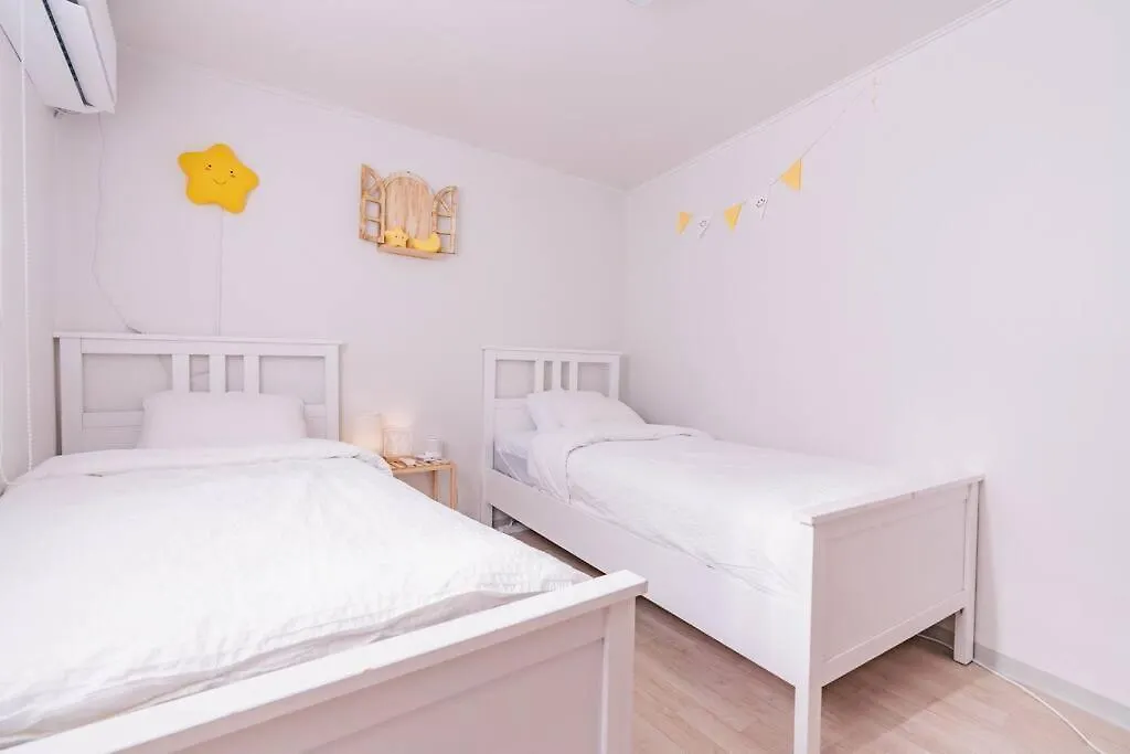 Namsan Tower View - Duplex, 3Rooms 2Toilets سيول 0*,
